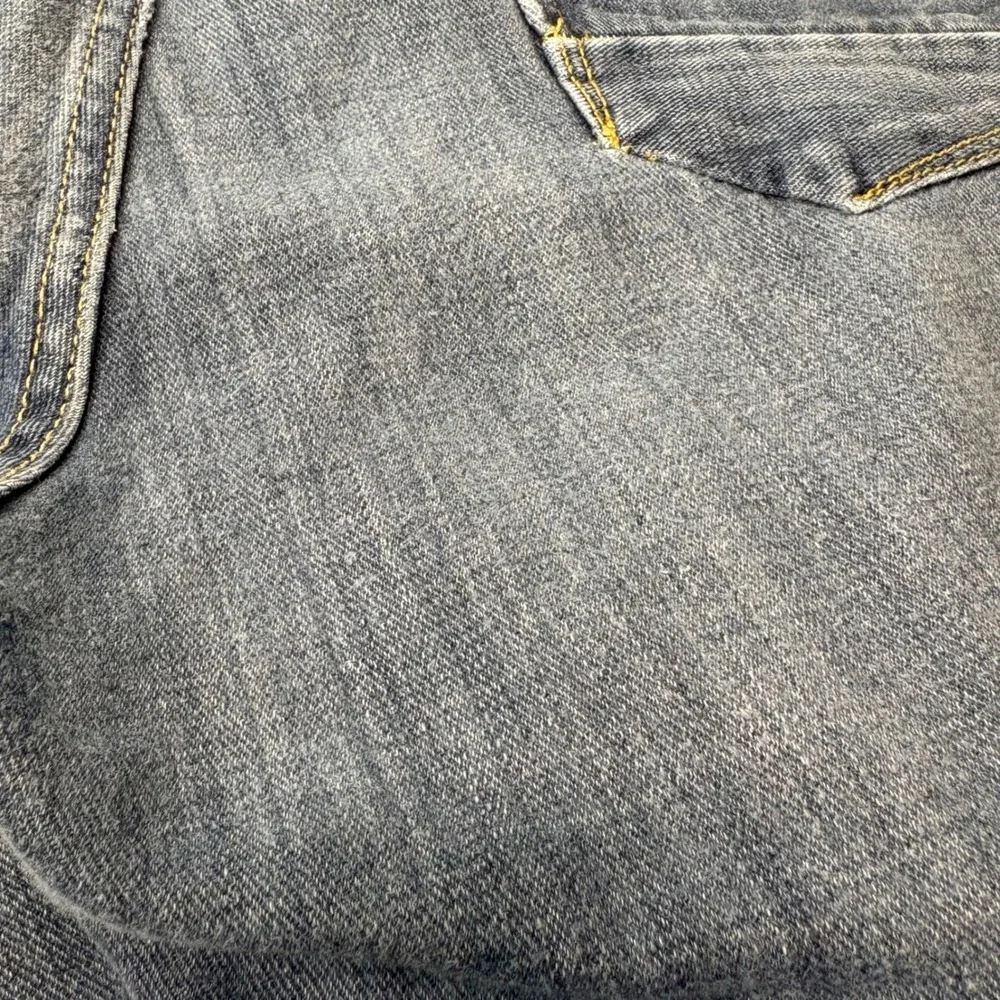Robert Graham Slim Jim Mens 34 Italian Denim Jeans 100% Cotton Medium Wash